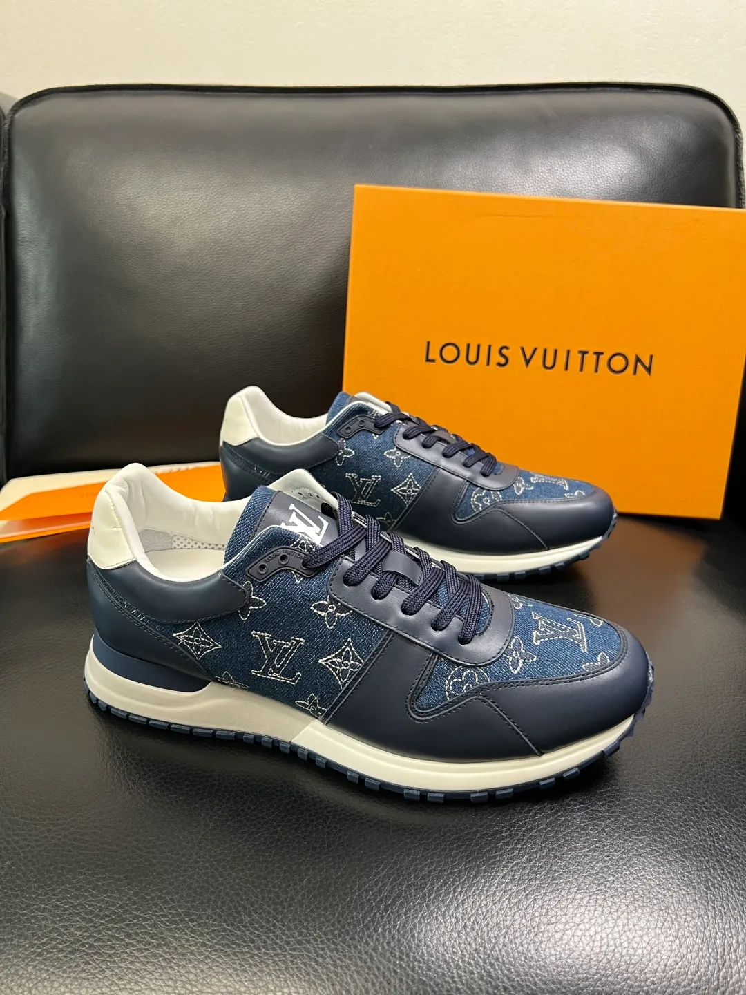 Men's shoes 💰740 Lv high quality top handicrafts Louis Vuitton, counters are equipped with the original factory, the uppers are imported from Italy, high-quality splicing colorful complex crafts, imported cowhide lining is soft and comfortable, soles: original soles specially provided by the original factory, T men's shoes 💰U exclusive movable molded soles are super comfortable, original factory single goods, code number 39-44 (customized 45)